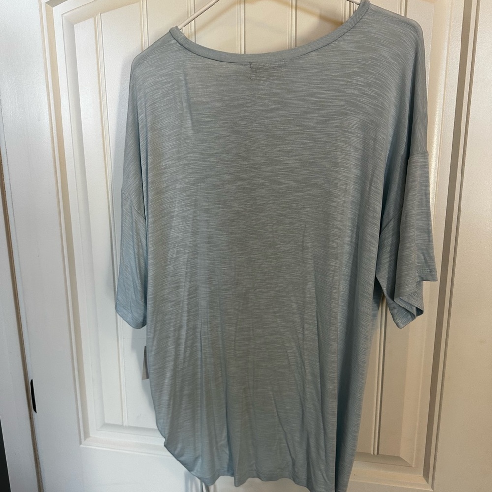 Tee